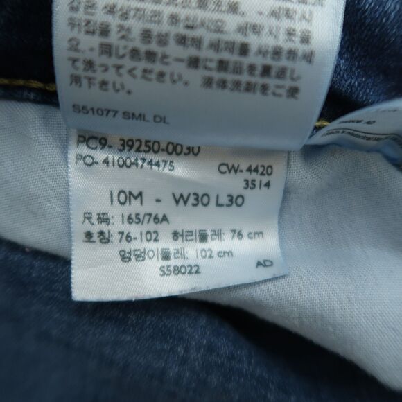 Levi's Jeans Women's Size 10M Blue Mid-Rise Classic Straight Denim 28.5" Inseam - Picture 11 of 16